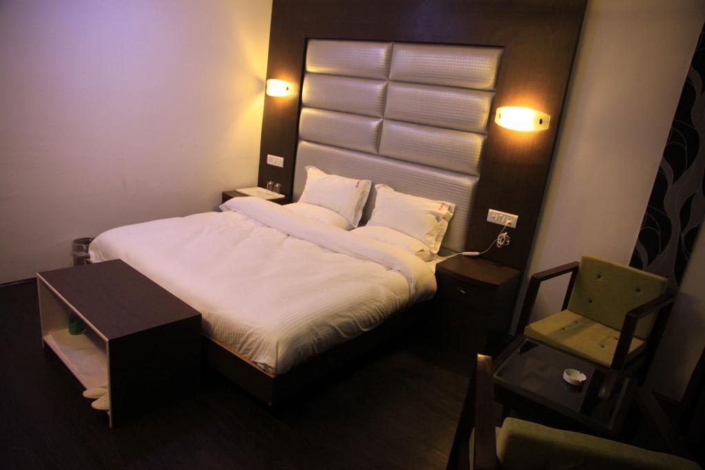 Hotel De Apple Srinagar (Jammu and Kashmir)