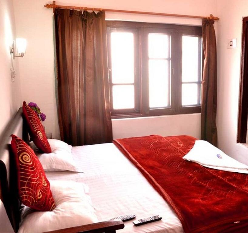 Royal Pearl Hotel