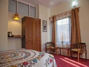 Mahatta Homestay *