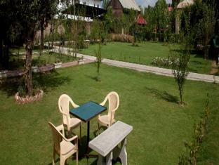 Mahatta * Srinagar (Jammu and Kashmir)