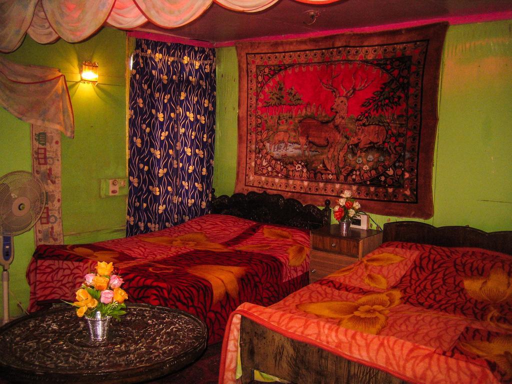 Island Hotel