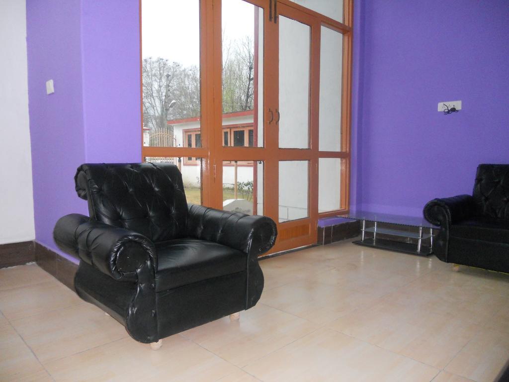 Royale Jannat Hotel Srinagar (Jammu and Kashmir)