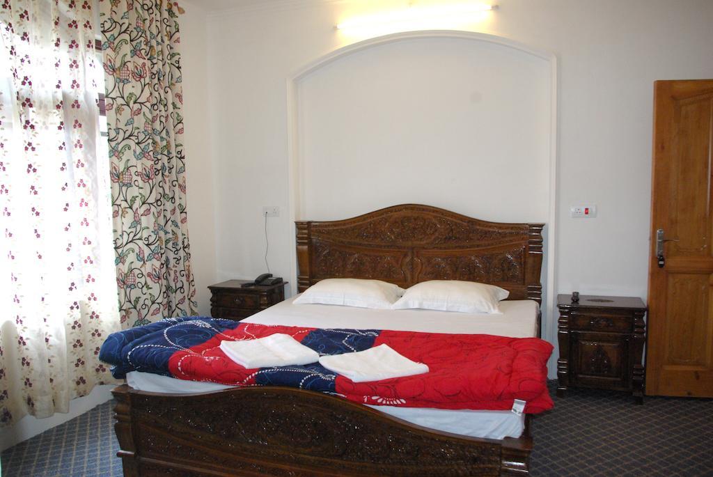Resort Harwan Srinagar (Jammu and Kashmir)