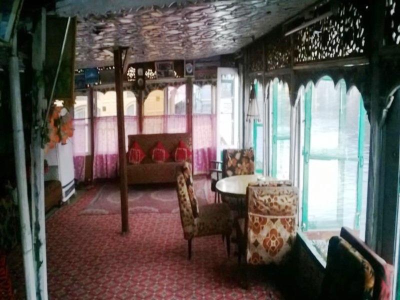 Hotel Island