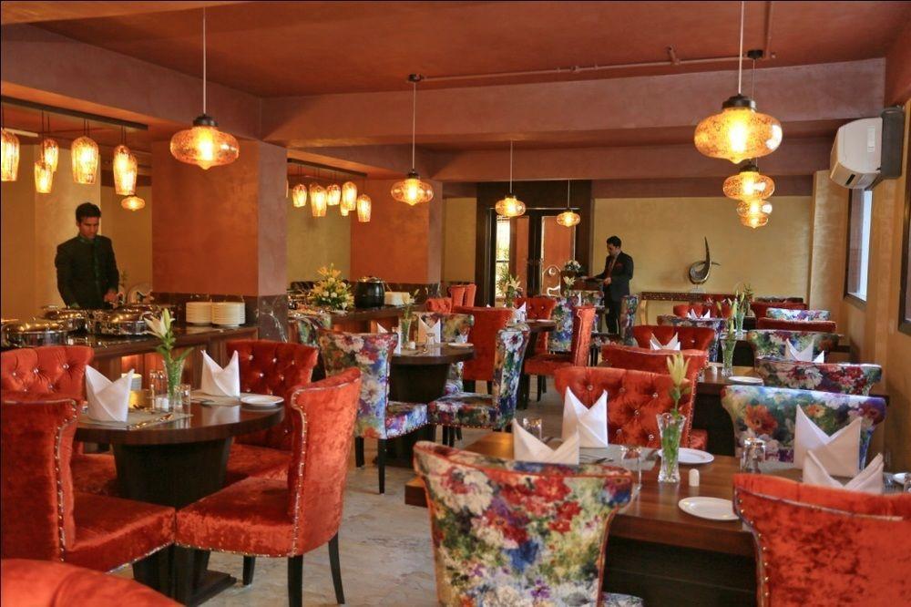 Hotel Batra And Residences