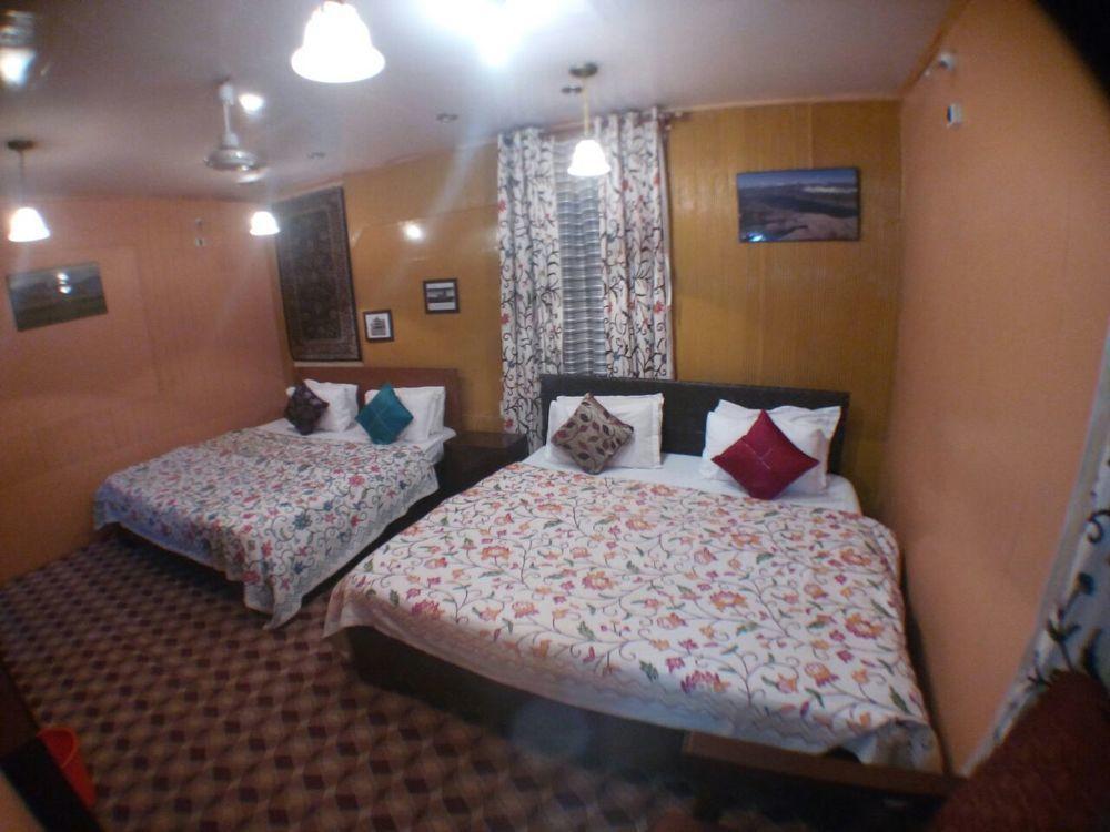 Hotel Dal View Srinagar (Jammu and Kashmir)