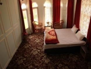 Greenwoods 3* Srinagar (Jammu and Kashmir)