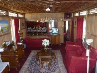 Golden Hopes Group Of Houseboats 3* Srinagar (Jammu and Kashmir)