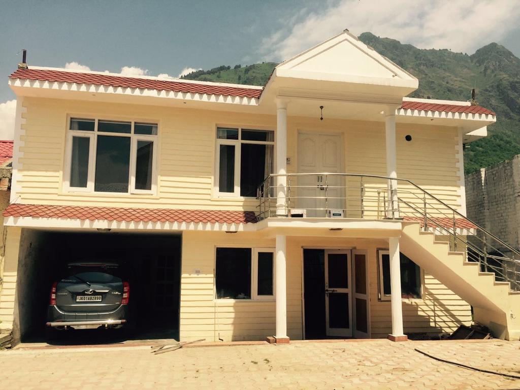Shalimar Heights