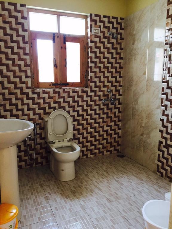Guest house Shalimar Heights