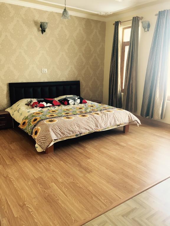 Shalimar Heights