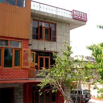 Hotel Gul E Anar Srinagar (Jammu and Kashmir)