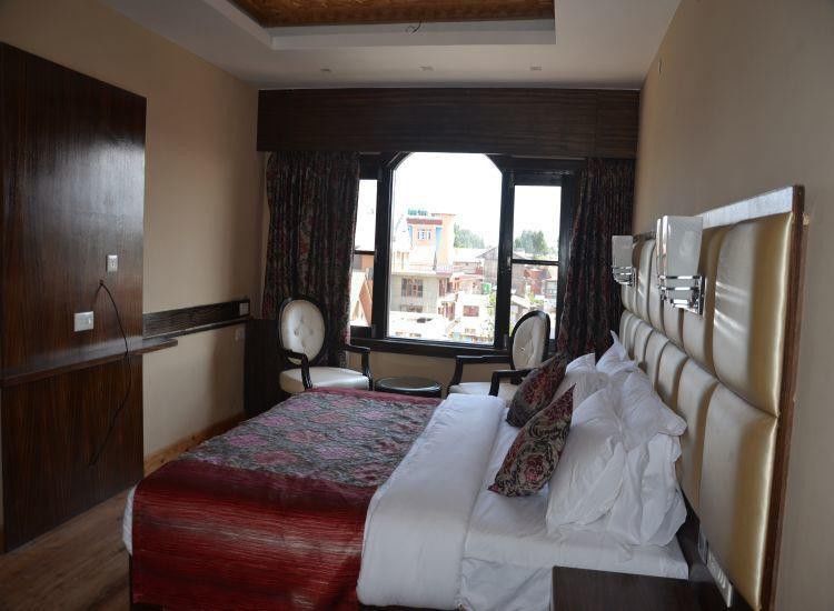 Hotel The Pride 4*