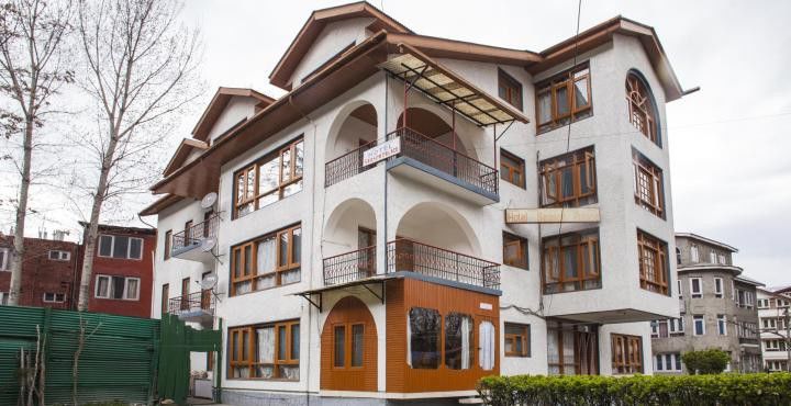 Season Palace Hotel Srinagar (Jammu and Kashmir)
