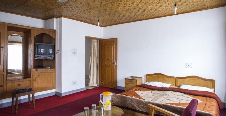Season Palace Hotel 3*