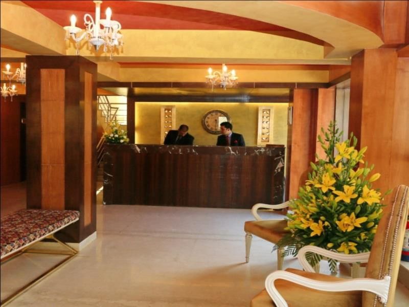 Hotel Batra And Residences Srinagar (Jammu and Kashmir)