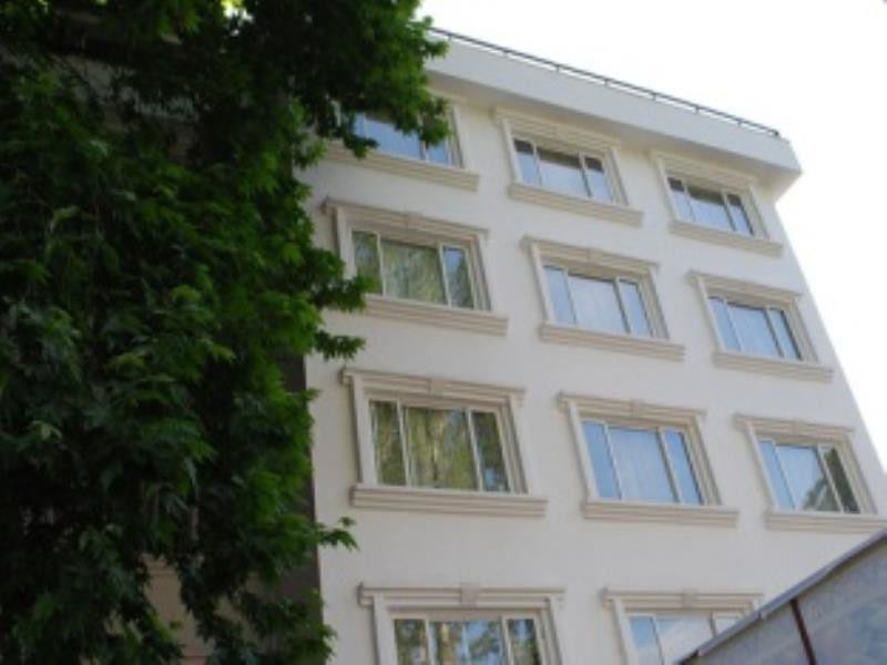 Hotel Comrade Srinagar (Jammu and Kashmir)