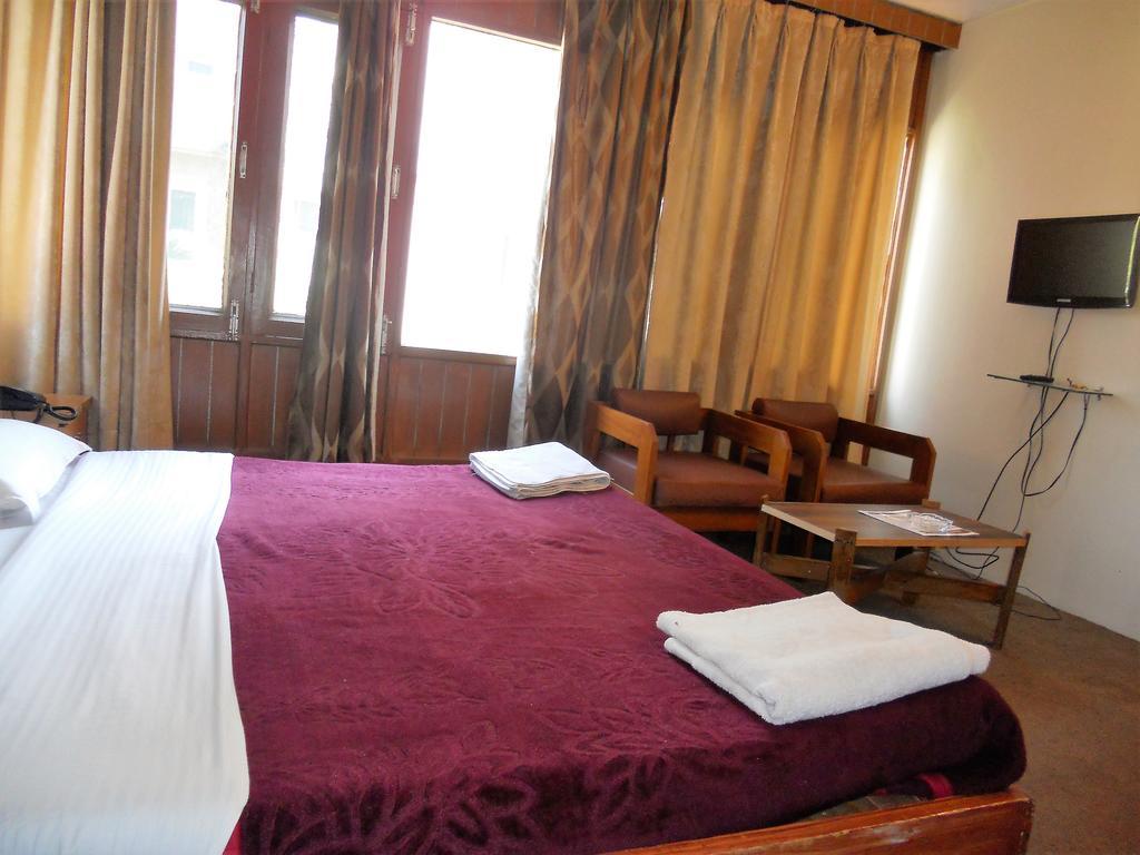 Brown Palace Hotel 3*