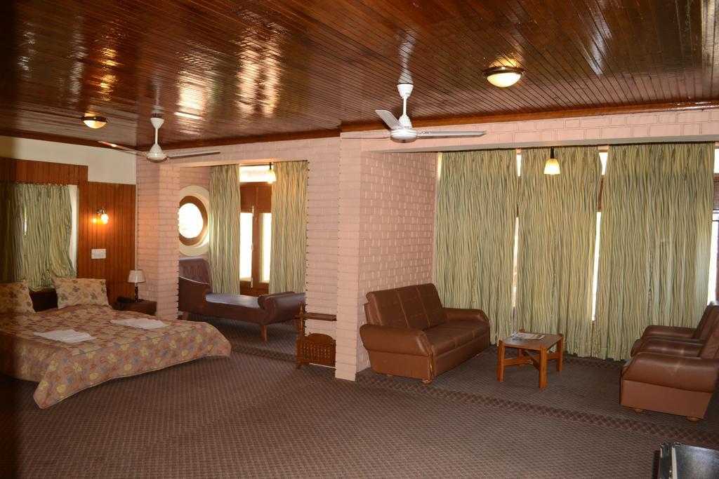 Hotel Brown Palace 3*