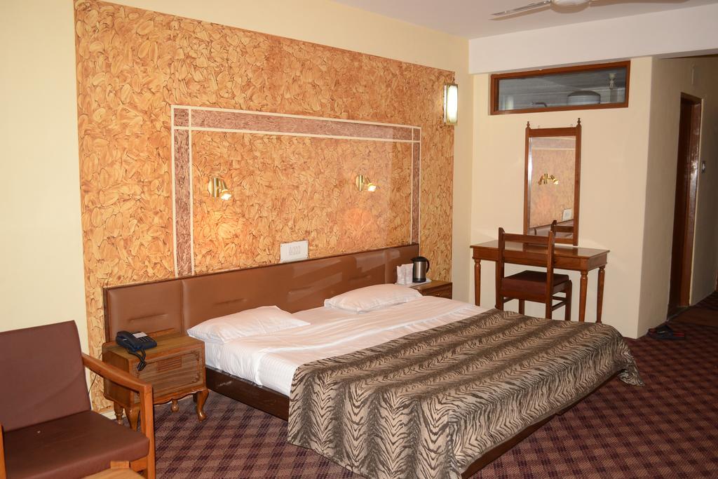 Brown Palace Srinagar (Jammu and Kashmir)