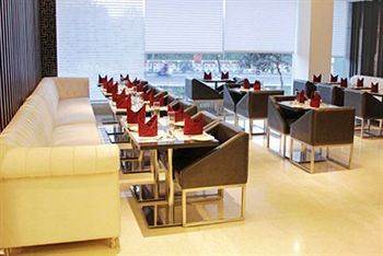 Grand Mumtaz Towers Hotel 3*