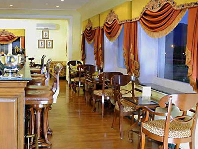 Hotel The Lalit Grand Palace 5*