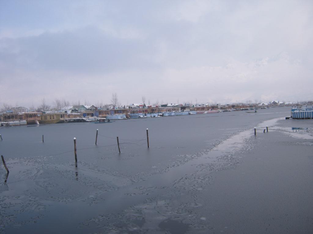 Botel Young Shahzada Group Of Houseboats