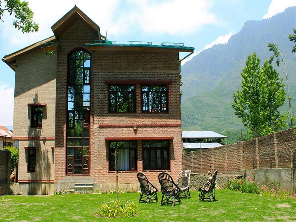 The Residency 3* Srinagar (Jammu and Kashmir)