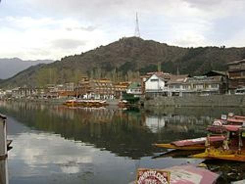 Dal Fog Bed & Breakfast Srinagar (Jammu and Kashmir)