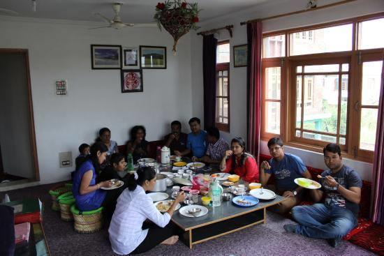 Hospitality Bed & Breakfast Srinagar (Jammu and Kashmir)