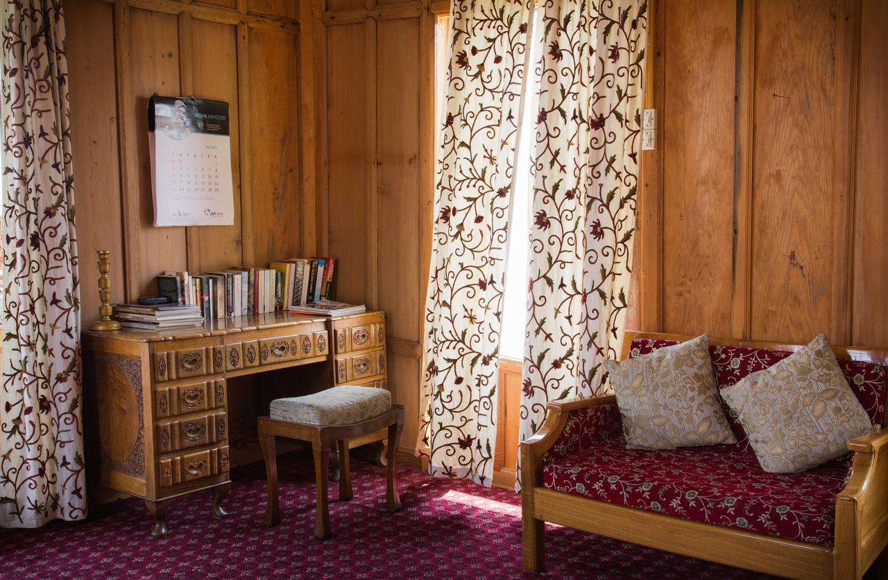 Fantasia Houseboats 3* Srinagar (Jammu and Kashmir)