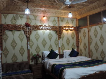 The Altaf Group Of Houseboats Srinagar (Jammu and Kashmir)