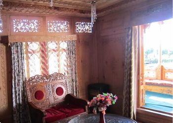 The Altaf Group Of Houseboats Botel Srinagar (Jammu and Kashmir)