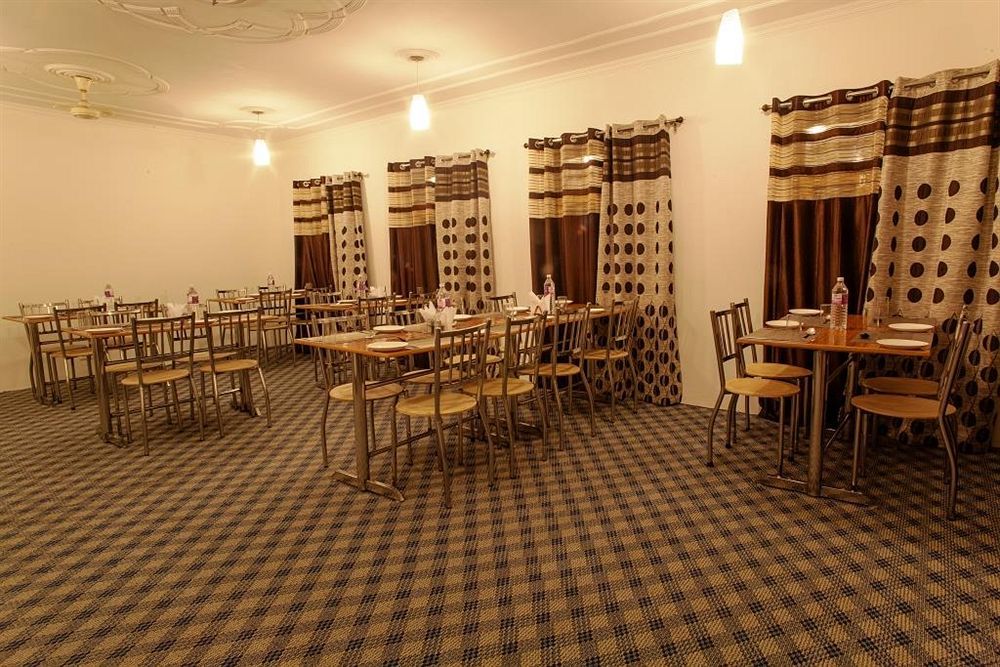 Hotel Sheesha Residency 3*