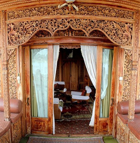 Privilege Houseboats Srinagar (Jammu and Kashmir)