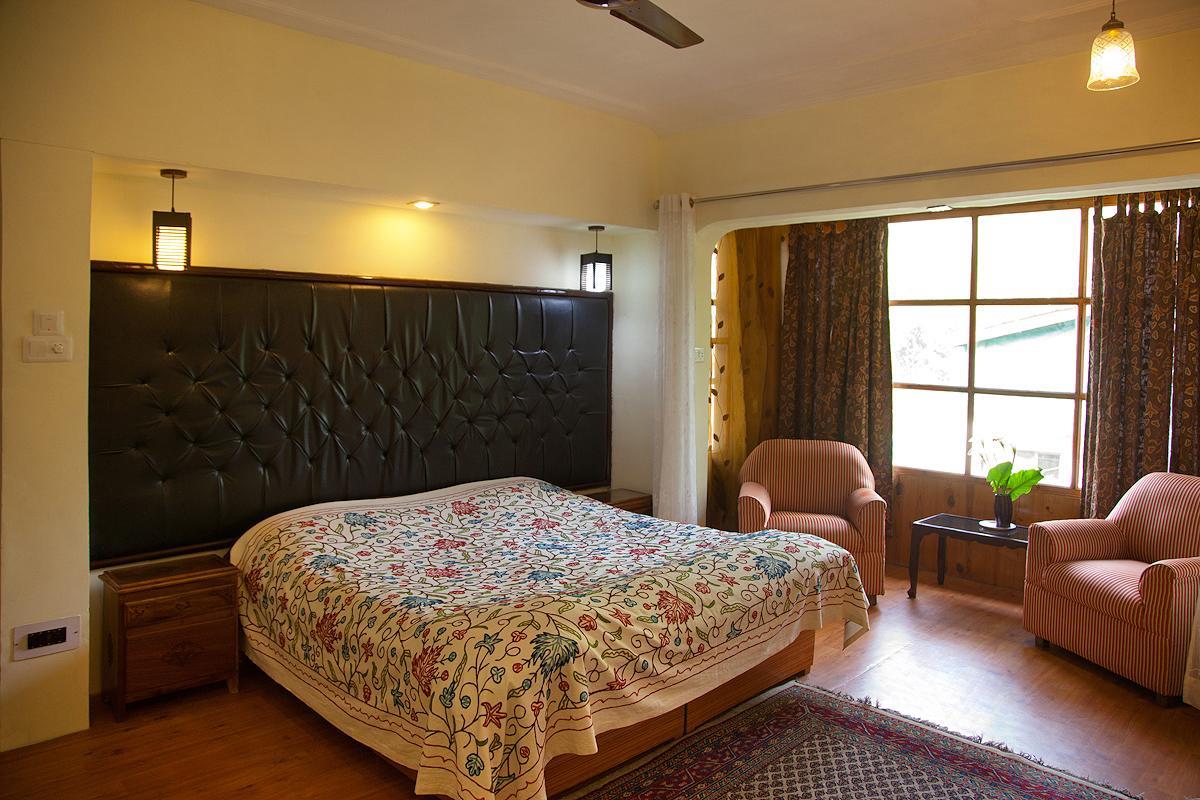 Mahatta Srinagar (Jammu and Kashmir)
