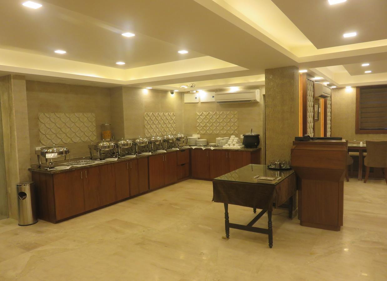 Clarks Hotel