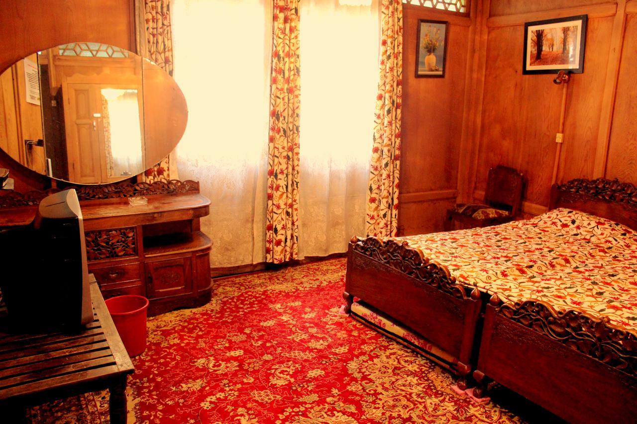 Morning Star Group Of Houseboats 3*