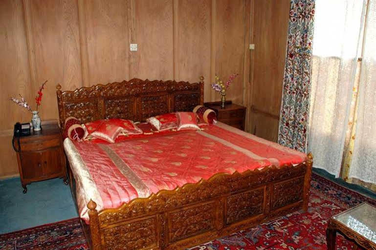 Kohimaran Group Of Houseboats 5* Srinagar (Jammu and Kashmir)