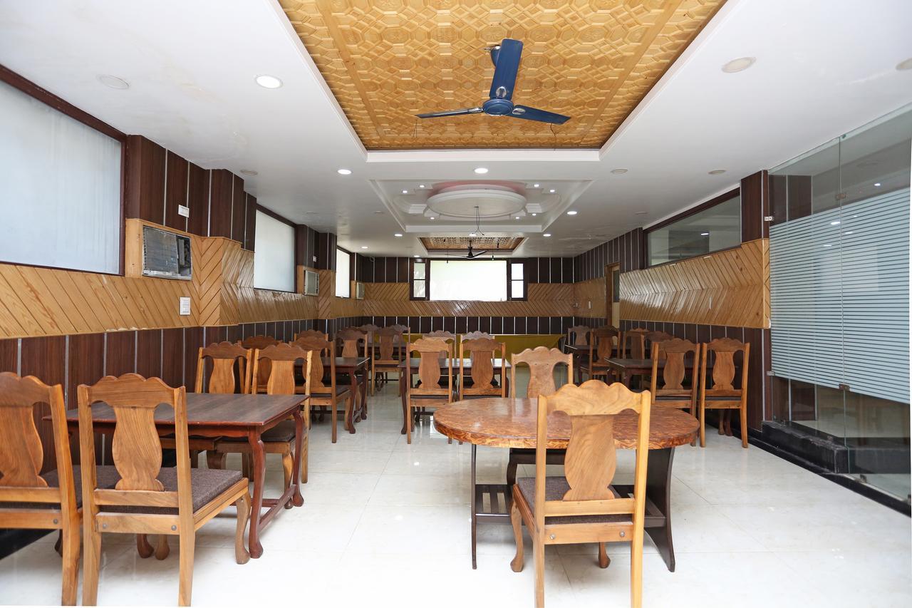 Hotel Oyo 4693 German Residency 3*