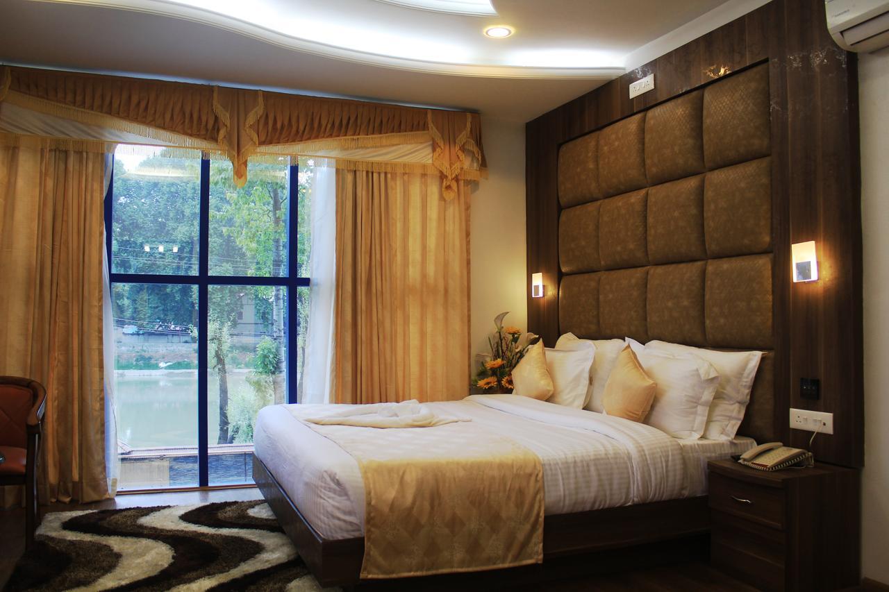 Mannat 4* Srinagar (Jammu and Kashmir)
