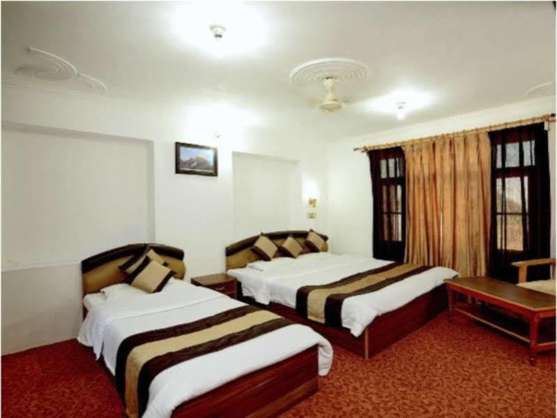 Bed & Breakfast Hospitality Srinagar (Jammu and Kashmir)