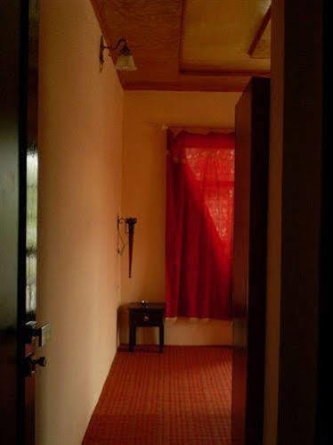Shalimar Enclave 3* Srinagar (Jammu and Kashmir)