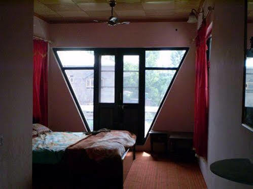 Shalimar Enclave Hotel