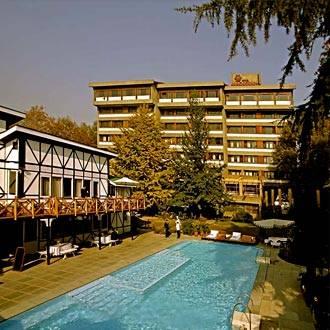 Broadway Hotel 4*