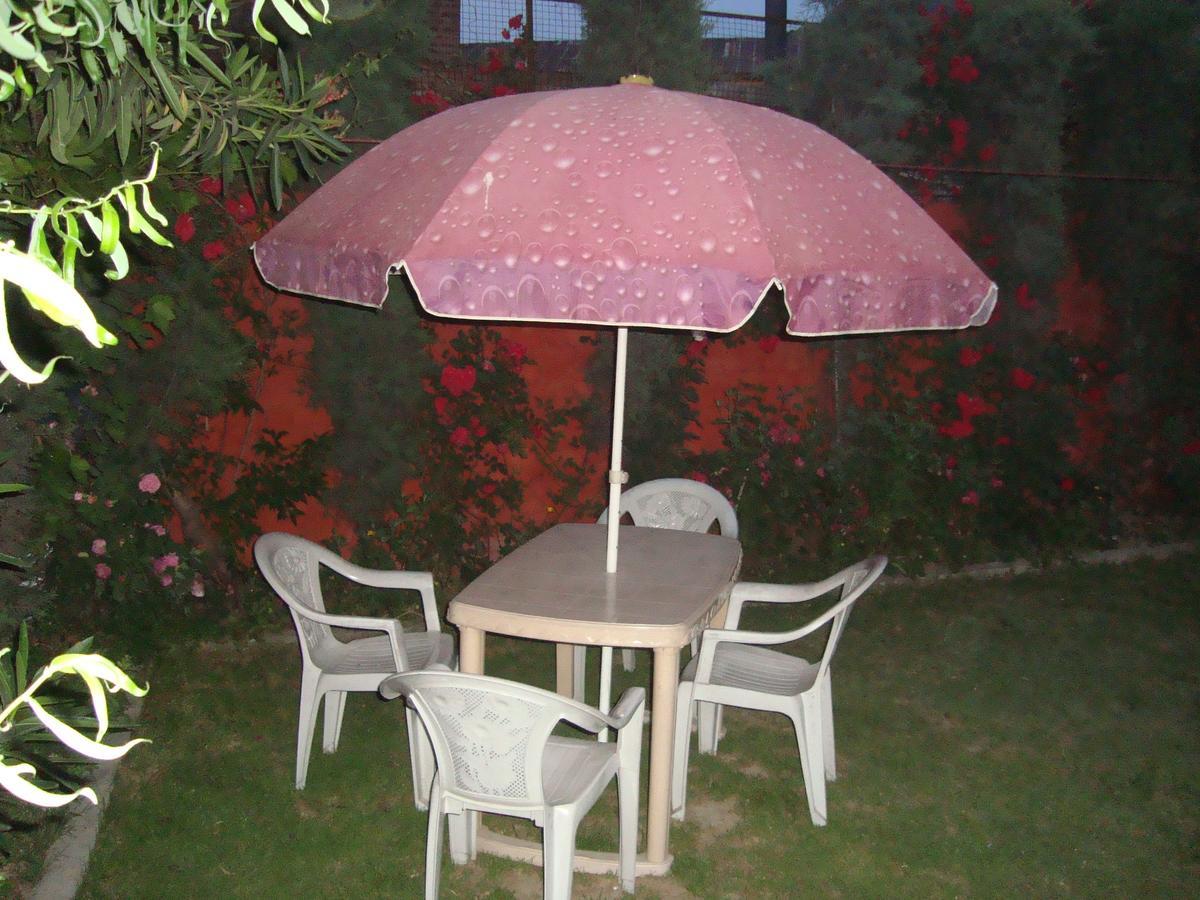 Jh Bazaz Hotel Srinagar (Jammu and Kashmir)