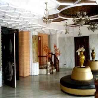 Shah Abbas At Dal Lake Hotel Srinagar (Jammu and Kashmir)