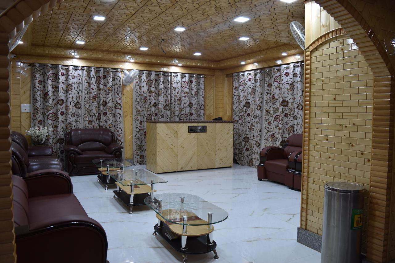 Holiday 3* Srinagar (Jammu and Kashmir)