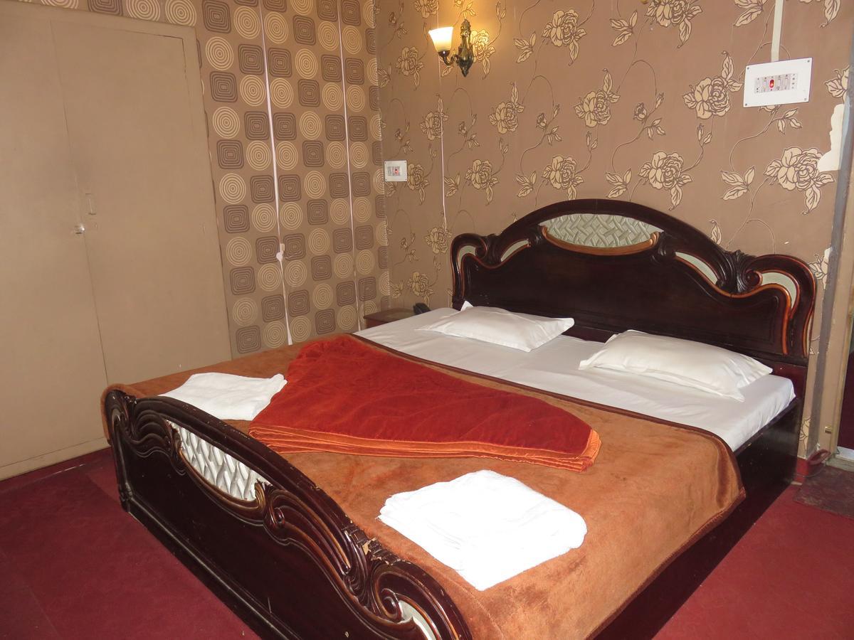 Butterfly Hotel Srinagar (Jammu and Kashmir)
