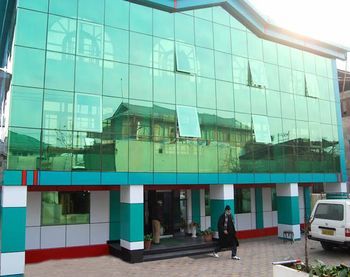 Hotel Ibni Kabeer Srinagar (Jammu and Kashmir)